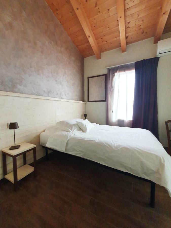 Osteria E Locanda Del Viaggiatore Русси Экстерьер фото